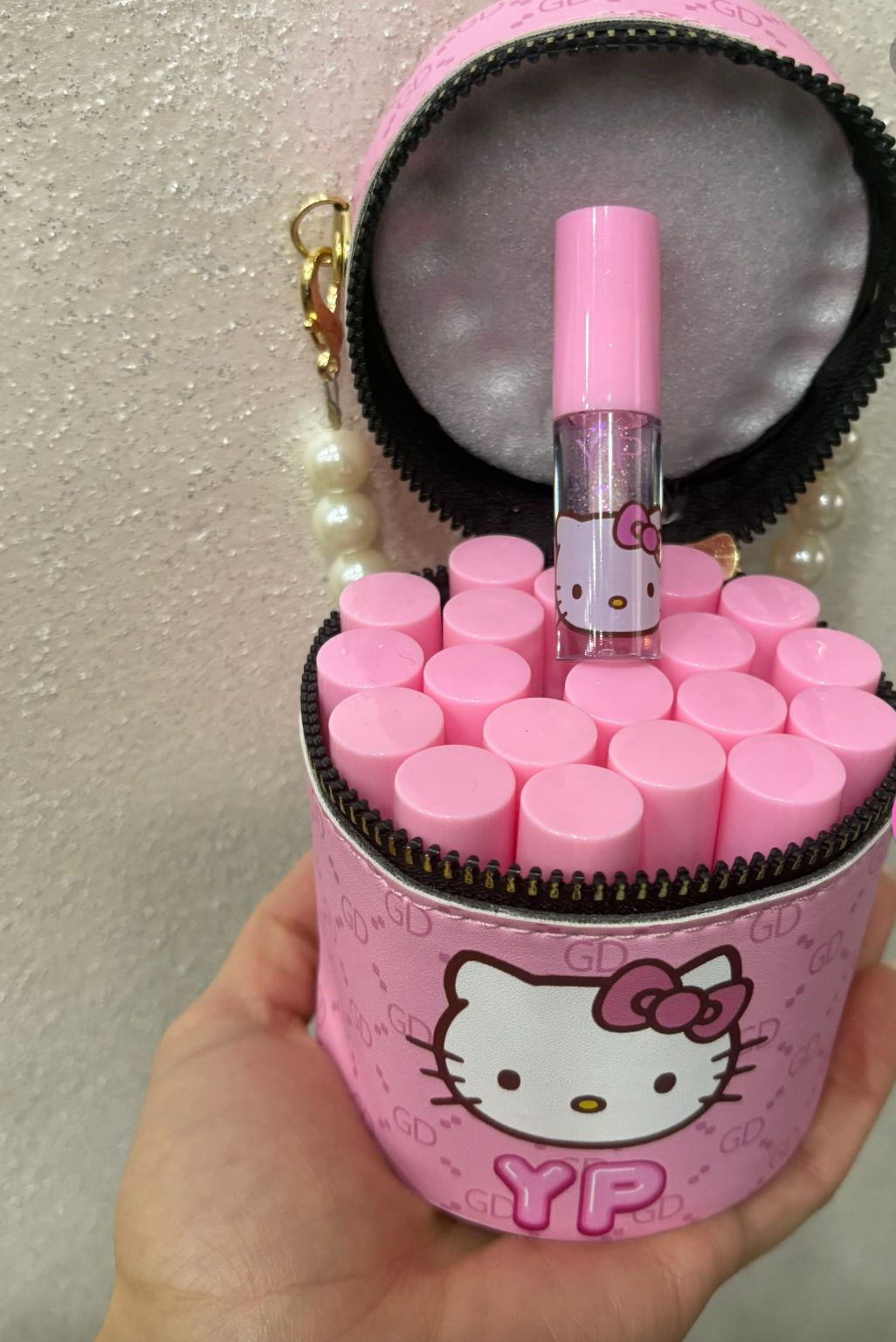Beauty personaggi con 20 lip